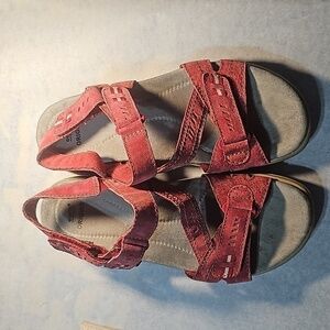 Earth Origins Straped Sandals